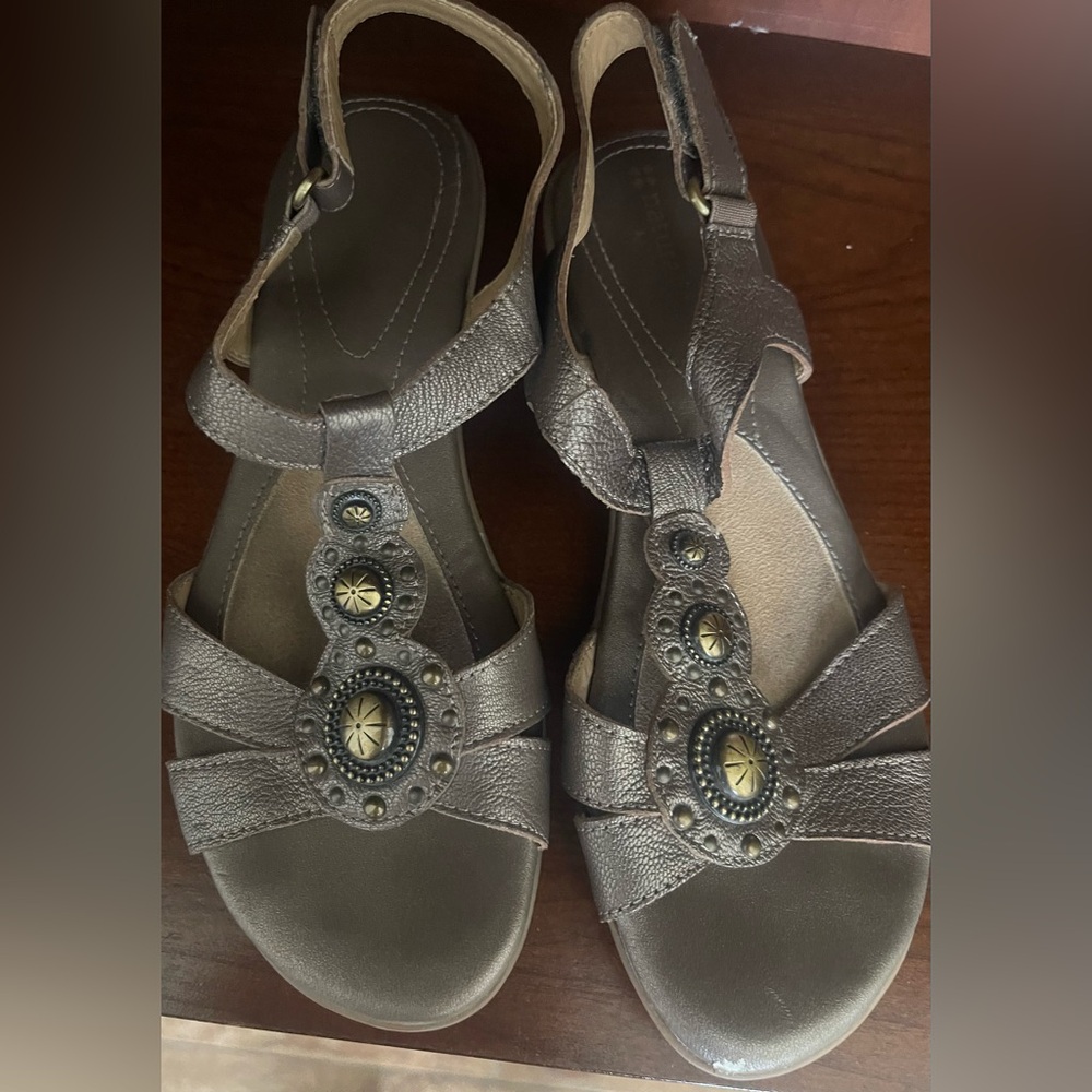 Naturalizer N5 Carlita Bronze Slingback Sandal size 6.5